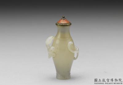 图片[2]-Jade snuff bottle with coiling chi-dragon decoration, Qing dynasty (1644-1911)-China Archive